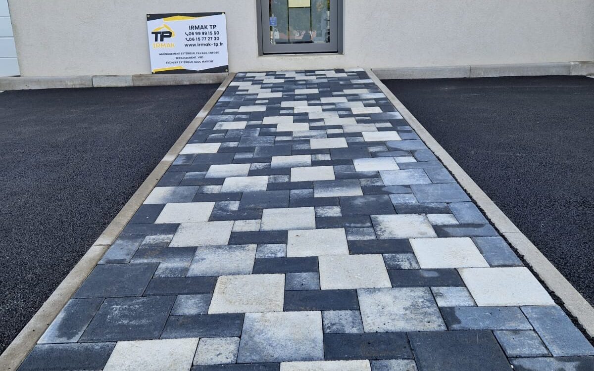 Travaux d&#8217;aménagement extérieur dans les environs de Mulhouse et Huningue Mulhouse